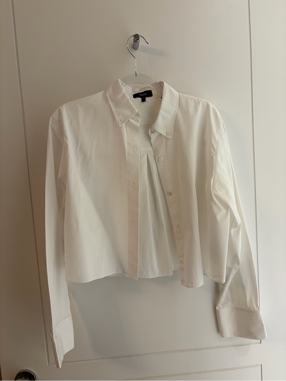 Theory White Cropped Button-Down Shirt